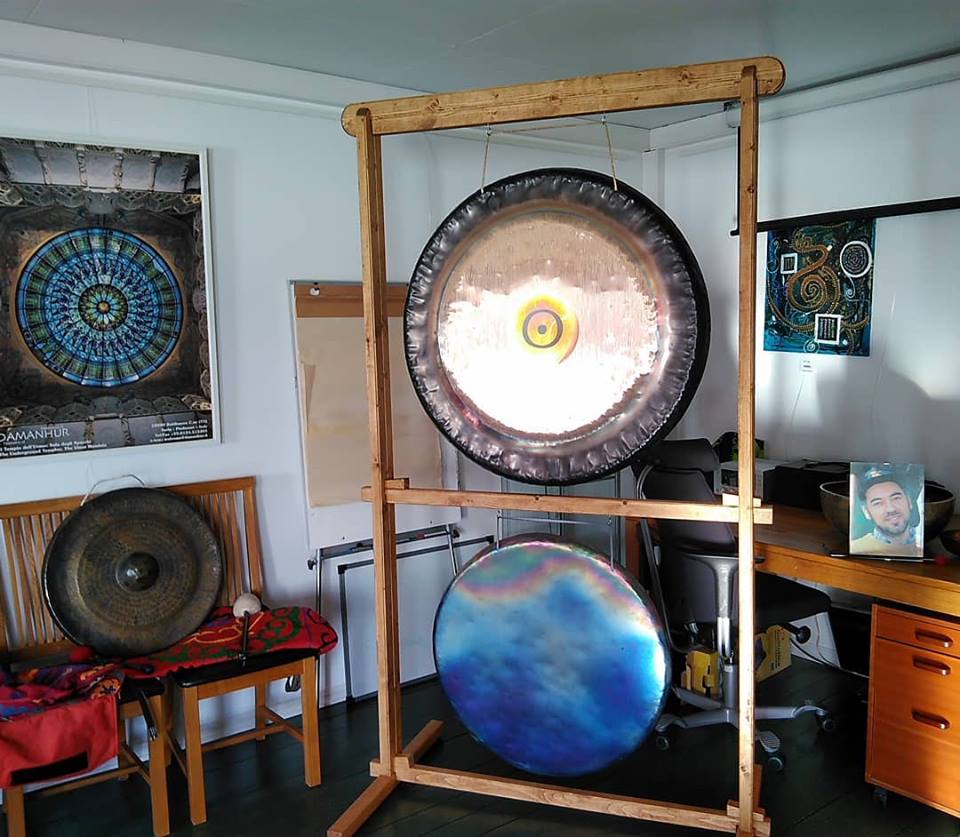 Energetic Gong